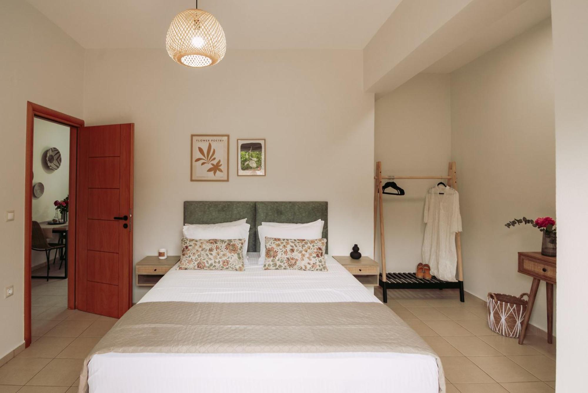 Summer Blue Apartments Chania ハニア エクステリア 写真